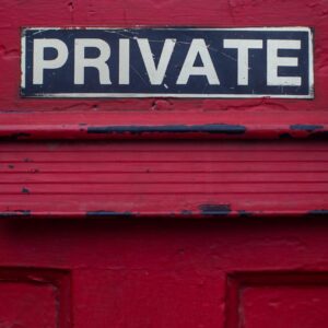 dayne topkin u5zt hoocrm unsplash